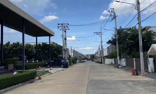 ทาวน์โฮมหลังมุม พร้อมเข้าอยู่ 26.6 ตร.ว 2.59 ล้านบาท 4ห้องนอน 3ห้องน้ำ ฟรีโอน โทร 065-6298798