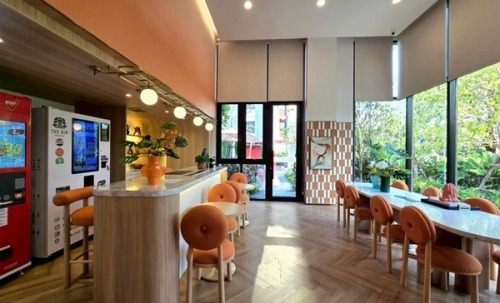 Dcondo Vivid Rangsit ใกล้ ม.กรุงเทพ พร้อมอยู่ Fully Furnished แต่งครบ โทร 065-4496399
