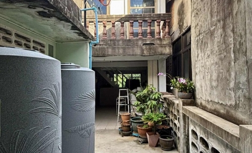 ขายตึก อาคารพาณิชย์ 2 ชั้น ถลาง ภูเก็ต ติดถนนเชิงทะเล ทำเลทอง เหมาะทำธุรกิจหลายรูปแบบ โทร 065-8785994