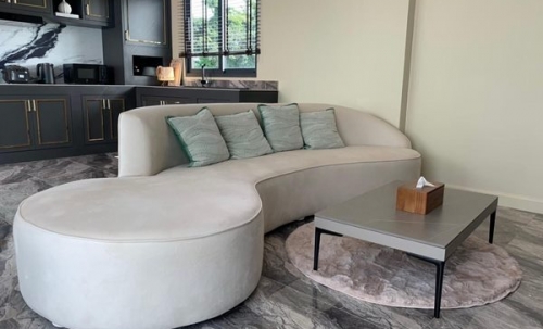 ขายด่วน พูลวิลล่า หัวหิน ประจวบฯ ใกล้ทะเล เดินทางสะดวก 2 ชั้น 3 ห้องนอน ตกแต่งเสร็จเรียบร้อย พร้อมเข้าอยู่ได้ทันที Tel. 0632897879