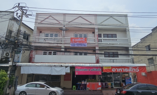 ให้เช่าด่วน! อาคารพาณิชย์ 3 ชั้น 3 คูหา (แปลงมุม) ทำเลค้าขาย สุขาประชาสรรค์ 3 (วัดกู้)