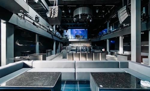 ปล่อยเช่า อาคาร 3 ชั้น (2,100 ตรม.) ทำเลใจกลางเอกมัย ปัจจุบันตกแต่งเป็น Nightclub สามารถดำเนินธุรกิจต่อได้ทันที โทร 090-6360022