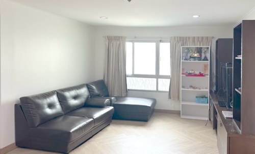 ขายคอนโด ลุมพินีวิลล์ รามคำแหง 44 ตึก A หัวหมาก บางกะปิ 63 ตร.ม. 2 ห้องนอน ติด the mall โทร 0989692369