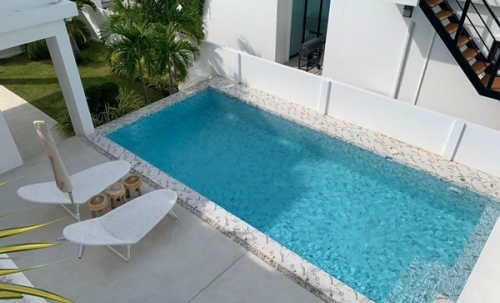 ขายด่วน พูลวิลล่า หัวหิน ประจวบฯ ใกล้ทะเล เดินทางสะดวก 2 ชั้น 3 ห้องนอน ตกแต่งเสร็จเรียบร้อย พร้อมเข้าอยู่ได้ทันที Tel. 0632897879