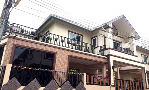 ขายบ้านเดี่ยว 2 ชั้น หมู่บ้านอิ่มอัมพรทาวน์ ซอยราชพฤกษ์ 9 ใกล้ BTS บางหว้า โทร 065-1515166