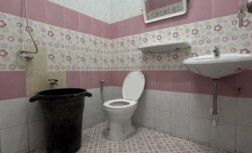 ให้เช่า ทาวน์เฮ้าส์ รีโนเวทใหม่ ม.นิราวิลล์ ใกล้ซอย บางบอน 5 เข้าออกได้หลายทาง โทร 0935109099