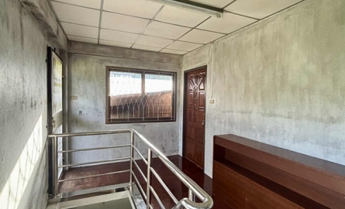 ขายตึก อาคารพาณิชย์ 2 ชั้น ถลาง ภูเก็ต ติดถนนเชิงทะเล ทำเลทอง เหมาะทำธุรกิจหลายรูปแบบ โทร 065-8785994