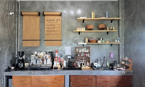 ขายกิจการร้านกาแฟ สระว่ายน้ำ วิลล่า 4 หลัง อ.แม่ริม จ.เชียงใหม่ พร้อมบริหารกิจการต่อได้เลย โทร 088-9162454