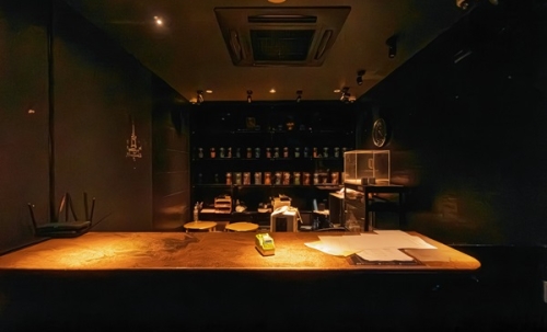 ปล่อยเช่า อาคาร 3 ชั้น (2,100 ตรม.) ทำเลใจกลางเอกมัย ปัจจุบันตกแต่งเป็น Nightclub สามารถดำเนินธุรกิจต่อได้ทันที โทร 090-6360022