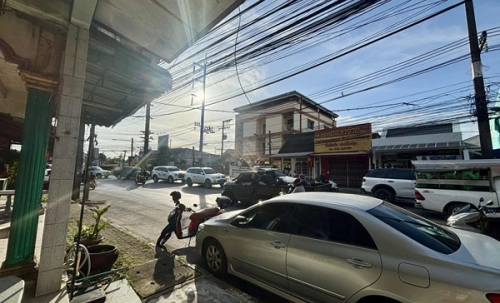 ขายตึก อาคารพาณิชย์ 2 ชั้น ถลาง ภูเก็ต ติดถนนเชิงทะเล ทำเลทอง เหมาะทำธุรกิจหลายรูปแบบ โทร 065-8785994