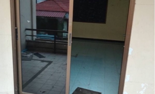 ขายทาวน์เฮ้าส์ 3 ชั้น 30 ตรว หมู่บ้านคลองหลวงโฮมเพลส ตรงข้ามแมคโครคลองหลวง โทร 0982251577