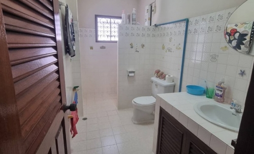 ขายบ้านเดี่ยว 2 ชั้น ปากน้ำ เมืองสมุทรปราการ พื้นที่ 122.8 ตร.ว. 6 ห้องนอน ทำเลดี โทร 0813436920 เจ้าของขายเอง