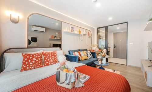 The Strand Indeed Condo คอนโดพร้อมอยู่ วิวทะเลศรีราชา ห้องแต่งครบ พร้อมเฟอร์นิเจอร์ โทร 065-5639565