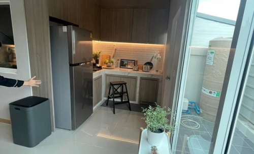 ปล่อยเช่าทาวโฮม2ชั้น ถนนเทิดราชัน เขตดอนเมือง เพียง7นาทีจากสนามบินดอนเมือง พื้นที่ใช้สอยในบ้านมากถึง 122 ตร.ม.