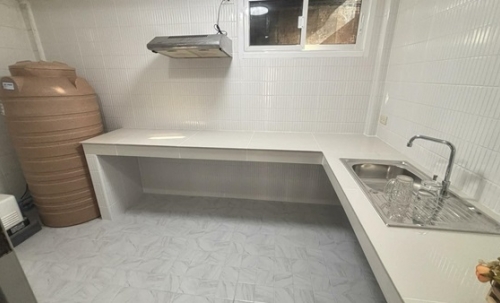 ขายทาวน์เฮ้าส์ 2 ชั้น ฟรีโอน หมู่บ้าน สิรีนเฮ้าส์ วัชรพล รีโนเวทใหม่ พร้อมอยู่ ใกล้ทางด่วนรามอินทรา โทร 086-3744534