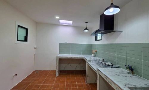 ขายทาวน์เฮาส์ 2 ชั้น อิมพีเรียลเพลส-ซอยลาดปลาดุก ทำเลทองหลังห้าง JAS Green Village ถนนเมนกว้าง 16 เมตร หลังบ้านไม่ติดใคร