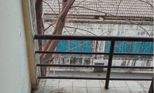 ขายทาวน์เฮ้าส์ 3 ชั้น 30 ตรว หมู่บ้านคลองหลวงโฮมเพลส ตรงข้ามแมคโครคลองหลวง โทร 0982251577