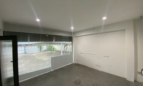 ให้เช่า,เซ้ง,ขาย บ้าน ทำสำนักงาน -ลาดพร้าว ซอย8 ทำเลทอง ใจกลางเมือง ใกล้ MRT โทร 0906360022