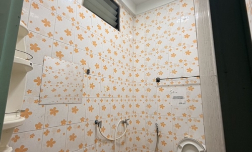 ให้เช่าทาวเฮ้าส์ 3 ชั้น หมู่บ้าน สินทวีแกรนด์วิลเลจน์ ใกล้ห้างเซ็นทรัลพระราม2 พร้อมอยู่ โทร 081-8218151