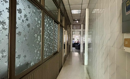 ขายตึก อาคารพาณิชย์ 2 ชั้น ถลาง ภูเก็ต ติดถนนเชิงทะเล ทำเลทอง เหมาะทำธุรกิจหลายรูปแบบ โทร 065-8785994