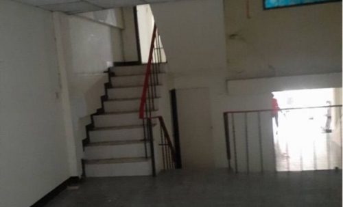 ขายทาวน์เฮ้าส์ 3 ชั้น 30 ตรว หมู่บ้านคลองหลวงโฮมเพลส ตรงข้ามแมคโครคลองหลวง โทร 0982251577