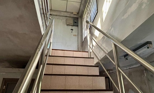 ขายตึก อาคารพาณิชย์ 2 ชั้น ถลาง ภูเก็ต ติดถนนเชิงทะเล ทำเลทอง เหมาะทำธุรกิจหลายรูปแบบ โทร 065-8785994