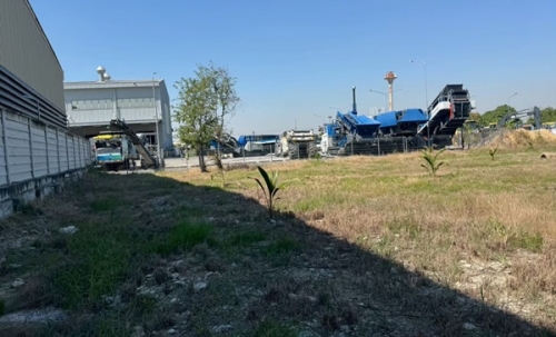 ขายที่ดิน บางนา กม.25 (พื้นที่สีแดง) เนื้อที่ 4 ไร่ 3 ตรว. ติดถนนบางนา-ตราด ฝั่งขาออก โทร 090-6360022