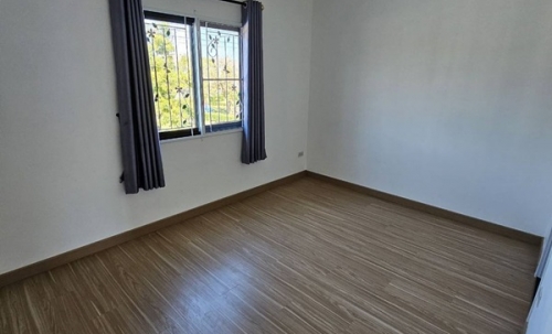 ขายด่วน บ้านทาวเฮ้าส์ หมู่บ้านศิวาลัย บางสมัคร บางปะกง ฉะเชิงเทรา สภาพใหม่ เนื้อที่ 42 ตรว. โทร 0632359638