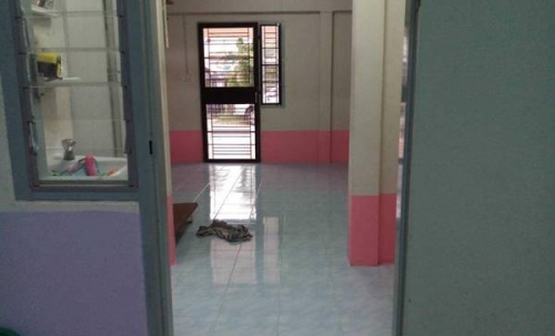 ให้เช่าบ้านโคราช ราคาถูก 2ชั้น โครงการ เอื้ออาทรโชคชัย อ.โชคชัย จ.นครราชสีมา พร้อมแอร์ ใกล้มหาวิทยาลัยรามคำแหง โทร 086-6675297