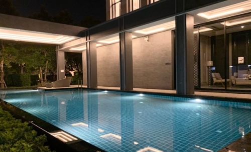 ให้เช่าบ้านแฝดสไตล์บ้านเดี่ยว 2 ชั้น พร้อมอยู่ ทำเลพระราม 9 - อ่อนนุช ตกแต่งครบ Tel 092850905ห้า