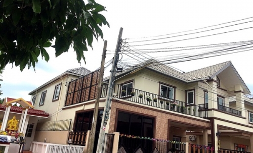 ขายบ้านเดี่ยว 2 ชั้น หมู่บ้านอิ่มอัมพรทาวน์ ซอยราชพฤกษ์ 9 ใกล้ BTS บางหว้า โทร 065-1515166
