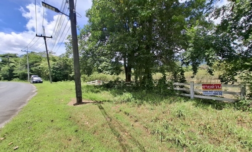 ขายที่ดินแปลงใหญ่สวยเนื้อที่ 11 ไร่ ต.สาริกา อ.เมืองนครนายก จ.นครนายก โทร.084-1416555