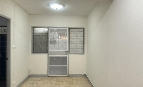 ขายทาวน์เฮ้าส์ 2 ชั้น ฟรีโอน หมู่บ้าน สิรีนเฮ้าส์ วัชรพล รีโนเวทใหม่ พร้อมอยู่ ใกล้ทางด่วนรามอินทรา โทร 086-3744534