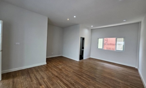 ขายทาวน์โฮม 3 ชั้น รีโนเวทใหม่ ข้างซอยวัดบางปิ้ง ถ.ศรีนครินทร์ อ.บางเมือง จ.สมุทรปราการ โทร 098-5459419