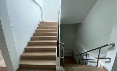 ให้เช่า,เซ้ง,ขาย บ้าน ทำสำนักงาน -ลาดพร้าว ซอย8 ทำเลทอง ใจกลางเมือง ใกล้ MRT โทร 0906360022