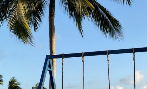 โปรโมชั่น พิเศษ ปีใหม่ (MADOL) มาดลรีสอร์ท เกาะสมุย มาว่ายนํ้า อาบแดด หรือผ่อนคลายและชมวิว พักผ่อนหย่อนใจ โทร. 0641952773