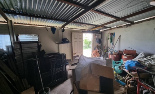 ขายที่ดินราคาถูก พร้อมบ้าน 2 ชั้น 101 ตร.ว. เมืองร้อยเอ็ด ทำเลดีเข้าออกสะดวก ใกล้แหล่งชุมชน และสถานที่สำคัญ โทร 063-2825635