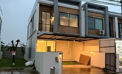 ทาวน์โฮมหลังมุม พร้อมเข้าอยู่ 26.6 ตร.ว 2.59 ล้านบาท 4ห้องนอน 3ห้องน้ำ ฟรีโอน โทร 065-6298798